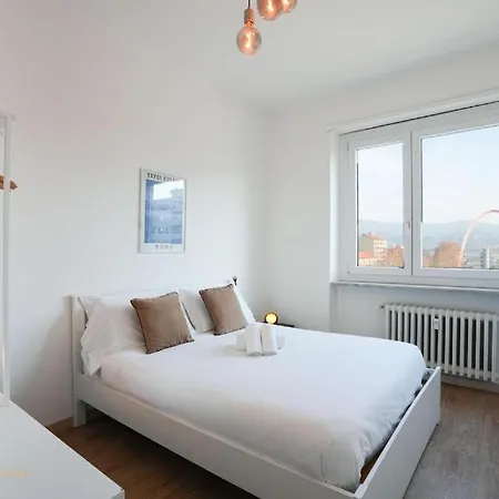 Lingotto Luminoso Trilocale Con Vista 아파트 *